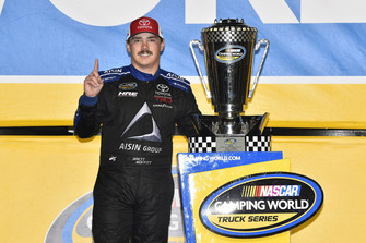 Brett Moffitt, Hattori Racing Enterprises, Toyota Tundra AISIN Group celebrates his Championship win