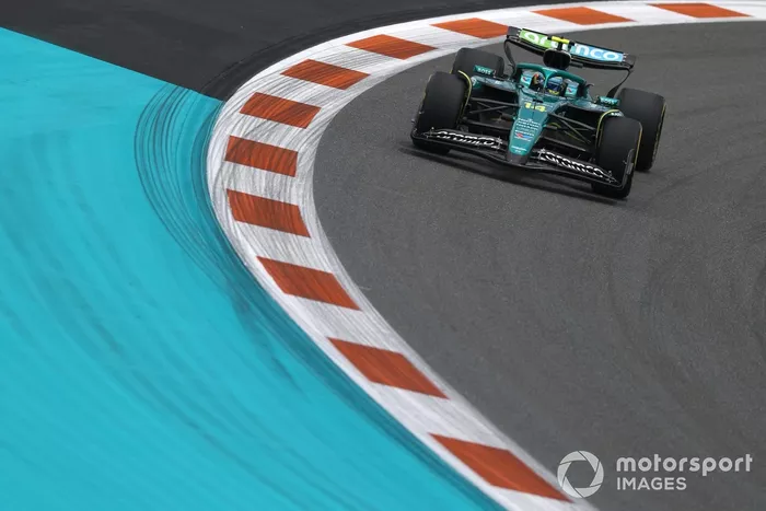 Fernando Alonso, Aston Martin Racing