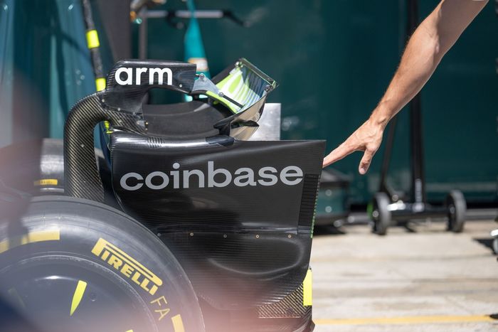 Aston Martin AMR25 technical detail