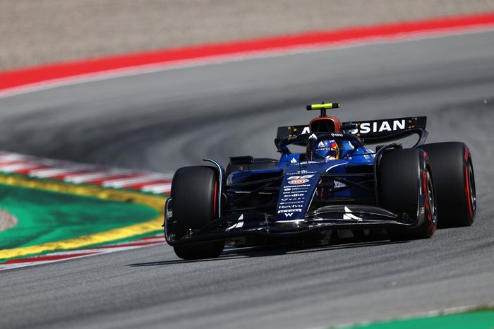 20. Carlos Sainz - 215 grandes premios