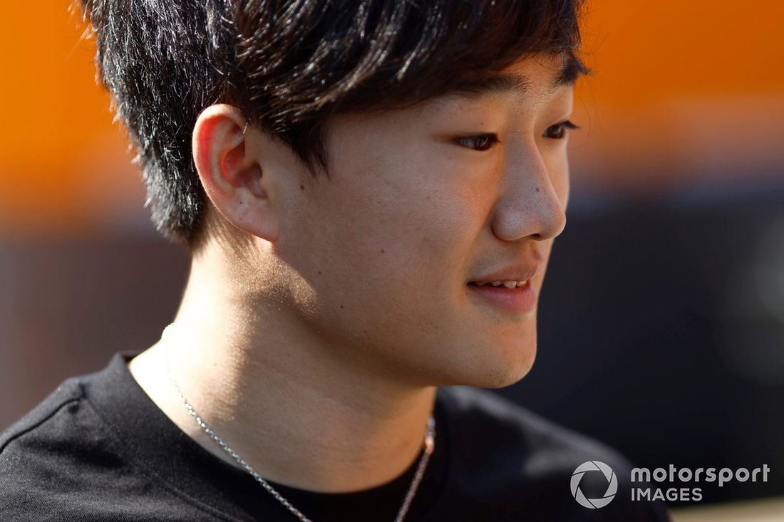 Yuki Tsunoda, aplicação Visa Cash da equipa RB F1 