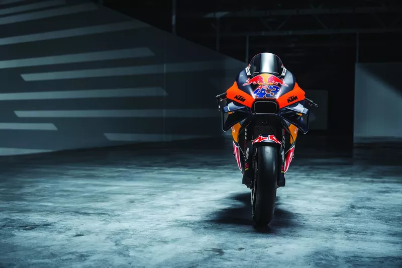 KTM RC16