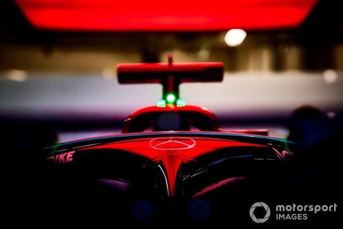 El halo en el Mercedes W12 