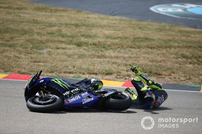 Valentino Rossi, Yamaha Factory Racing crash