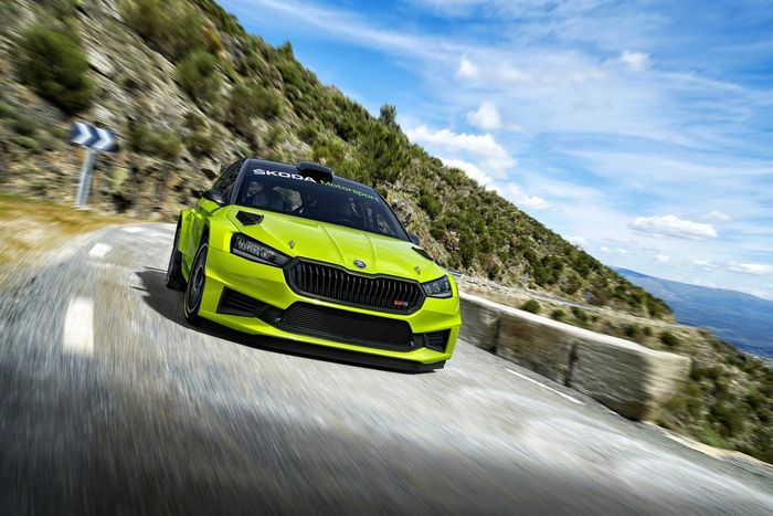 SKODA FABIA RS Rally2