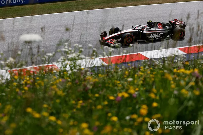 Nico Hulkenberg, Haas VF-23