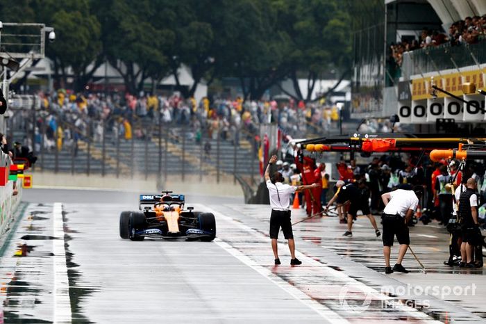 Carlos Sainz Jr., McLaren MCL34