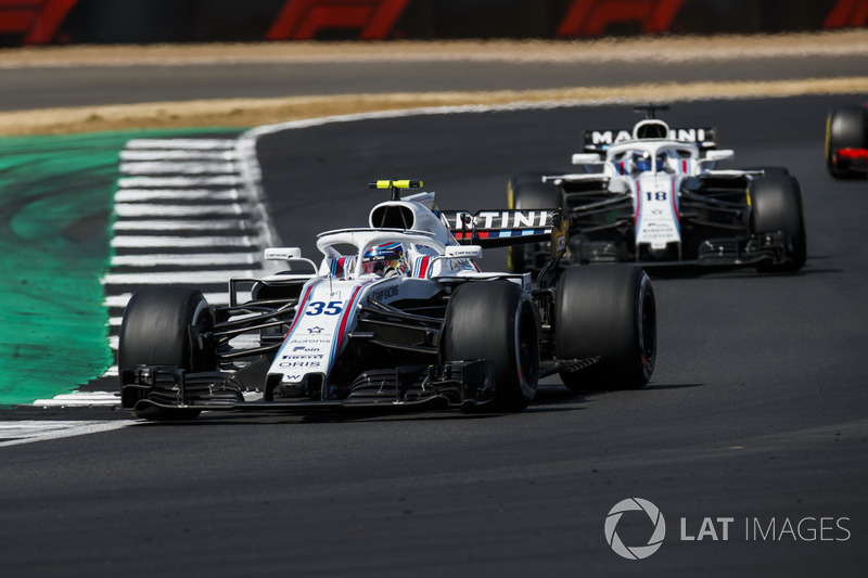 P14: Sergey Sirotkin, Williams FW41, voor Lance Stroll, Williams FW41
