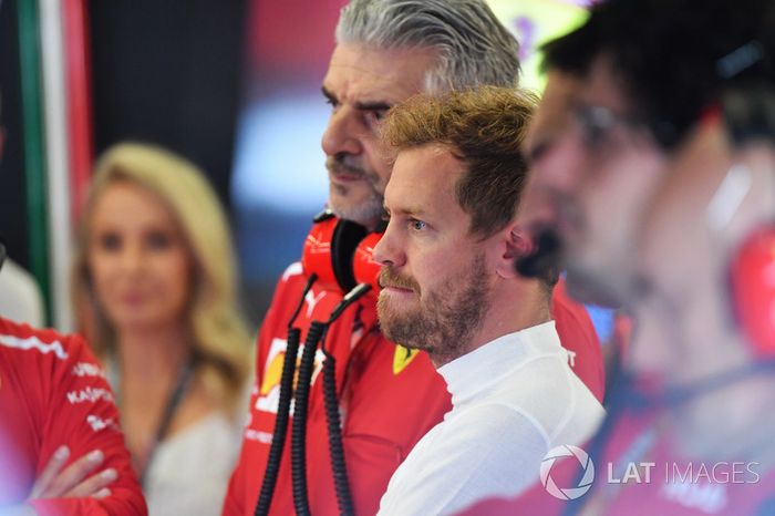 Sebastian Vettel, Ferrari y Maurizio Arrivabene, Ferrari Team Principal