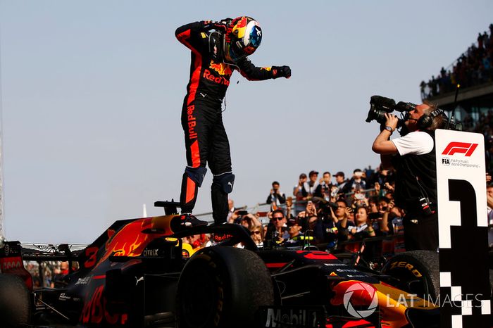 Ganador de la carrera Daniel Ricciardo, Red Bull Racing