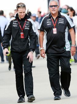 Will Hings, Sahara Force India F1 presna del equipo con Dr. Vijay Mallya, Sahara Force India F1 dueñ