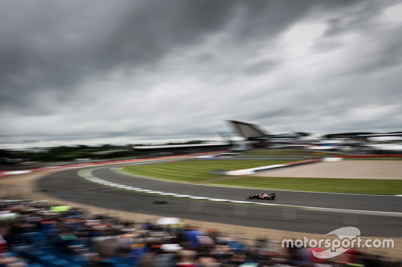 Carlos Sainz Jr., Scuderia Toro Rosso STR11