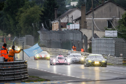 #97 Aston Martin Racing, Aston Martin Vantage: Richie Stanaway, Fernando Rees, Jonathan Adam; #13 Re