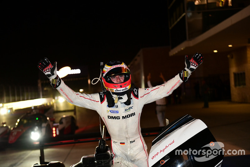 Race winners #1 Porsche Team Porsche 919 Hybrid: Timo Bernhard, Mark Webber, Brendon Hartley