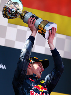 Max Verstappen, Red Bull Racing viert zijn eerste overwinning in de Formule 1