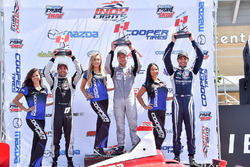 Podium: Sieger Felix Rosenqvist, Belardi Auto Racing; 2. André Negrao, Schmidt Peterson Motorsports;