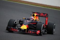 Pierre Gasly, Red Bull Racing RB12 Piloto de pruebas