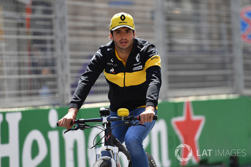 Carlos Sainz Jr., Renault Sport F1 Team