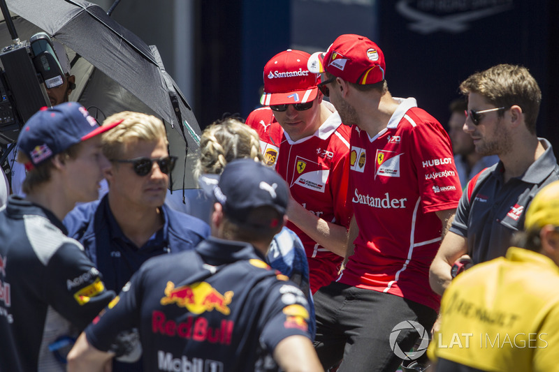 Kimi Raikkonen, Ferrari Ve Sebastian Vettel, Ferrari pilotlar geçit töreninde