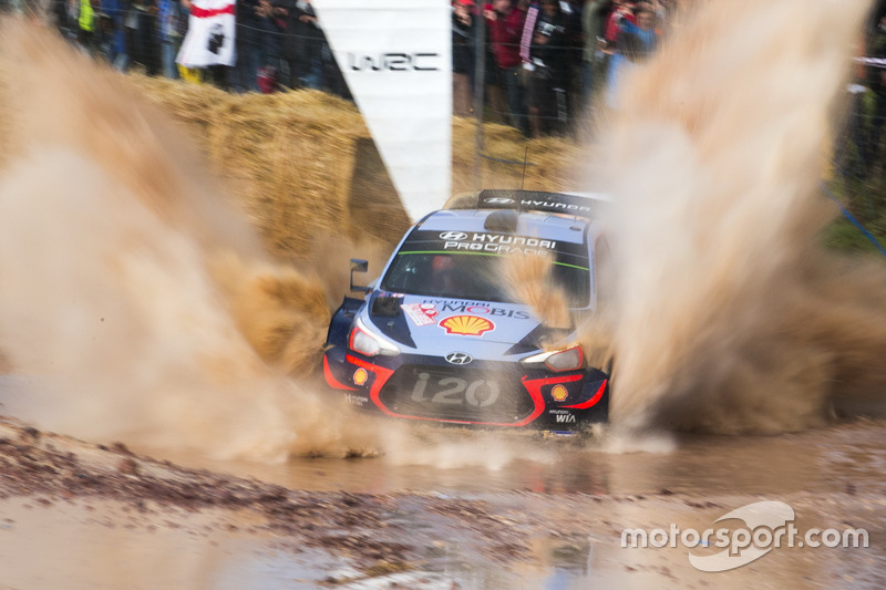 Thierry Neuville, Nicolas Gilsoul, Hyundai Motorsport Hyundai i20 Coupe WRC