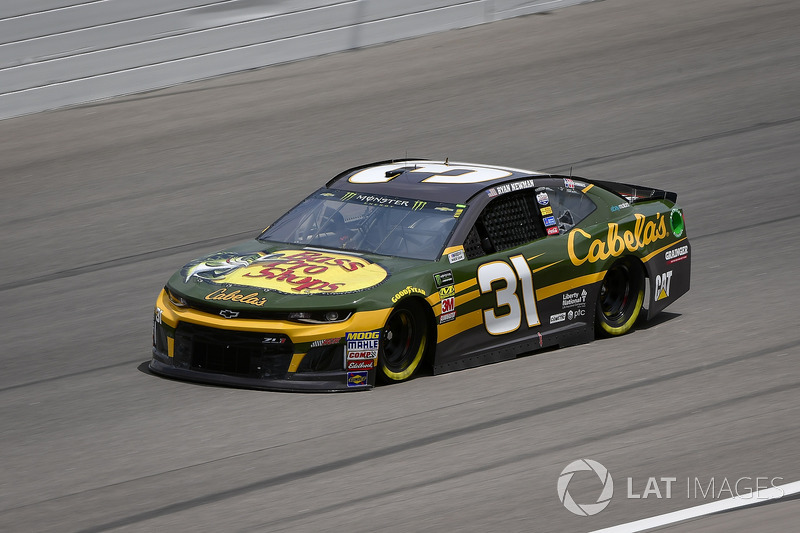 15. Ryan Newman, Richard Childress Racing, Chevrolet Camaro Bass Pro Shops / Cabela's