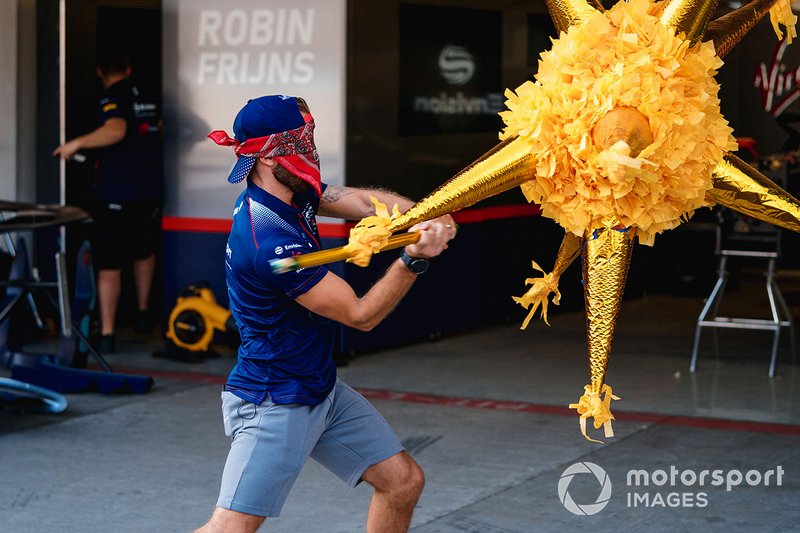 Sam Bird, Virgin Racing