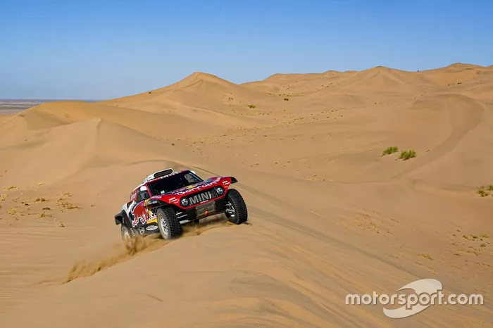 #302 JCW X-Raid Team: Stephane Peterhansel, Paulo Fiuza