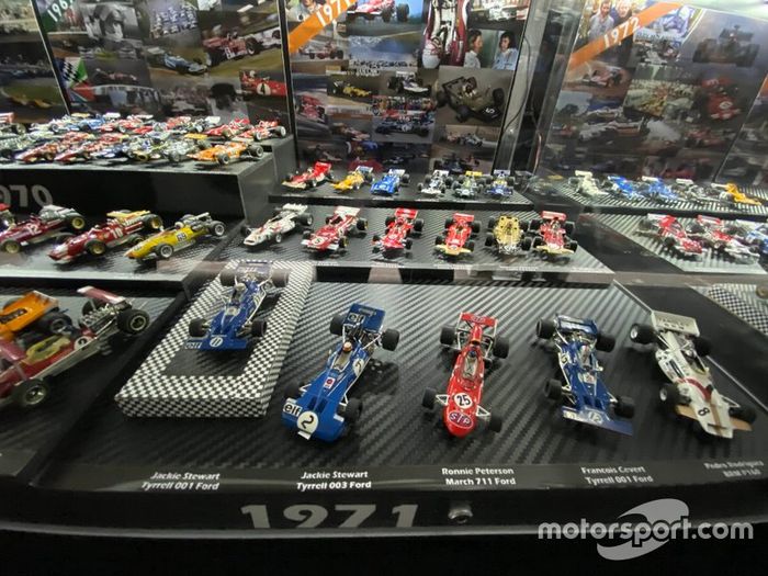 Colección de coches miniatura de F1