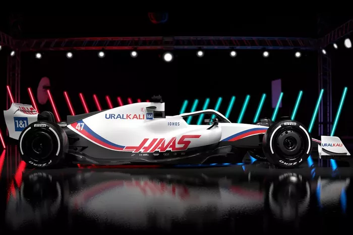 Haas VF-22