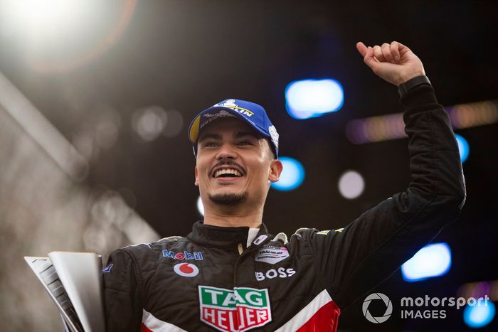 Podio: ganador Pascal Wehrlein, Porsche