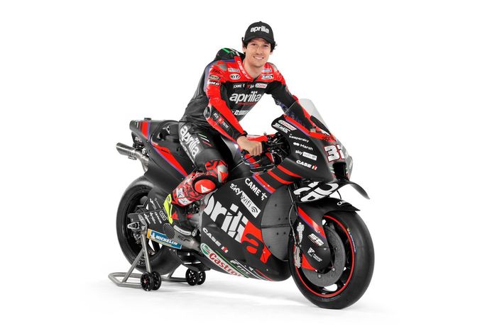 Lorenzo Savadori, Aprilia Racing Team