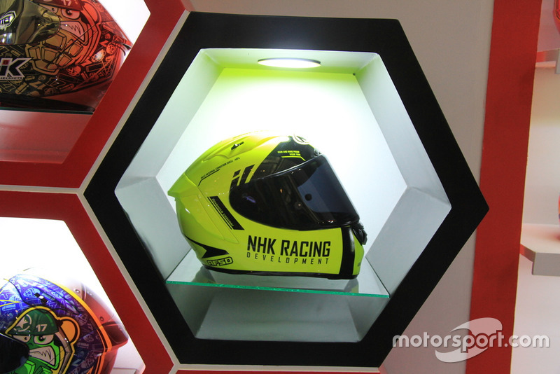 Helm NHK GP-R Tech