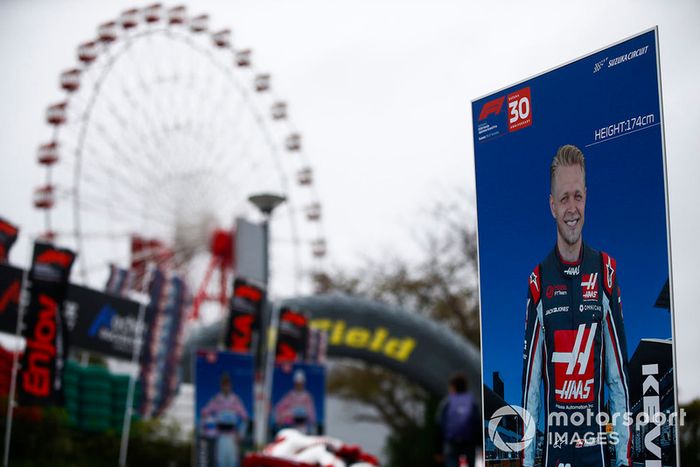 Tablero de fotos de Kevin Magnussen, Haas F1 Team
