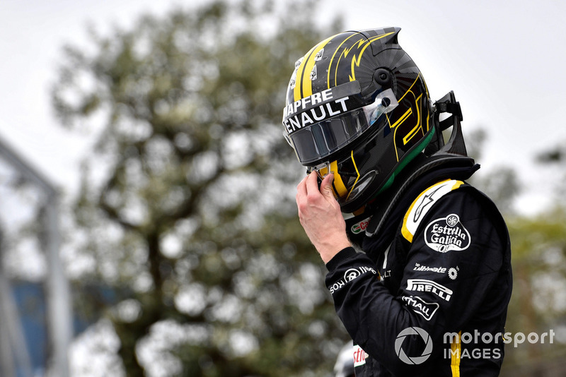 Nico Hulkenberg, Renault Sport F1 Team R.S. 18, dopo l'incidente nelle FP2