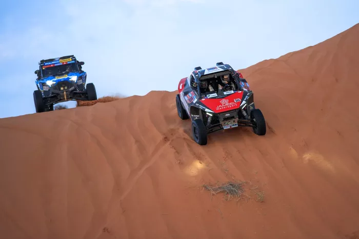 #Team BBR Taurus 305 : Dania Akeel, Stephane Duple
