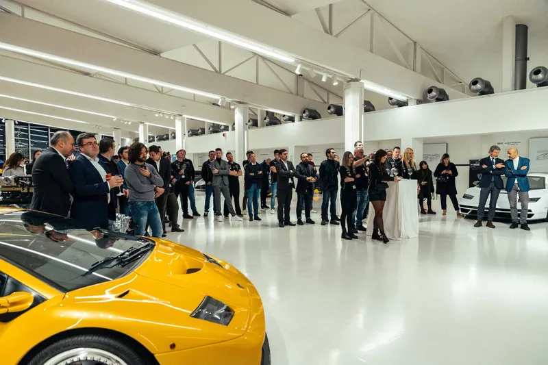 La consegna della Huracan di Mirko Bortolotti al Museo Lamborghini