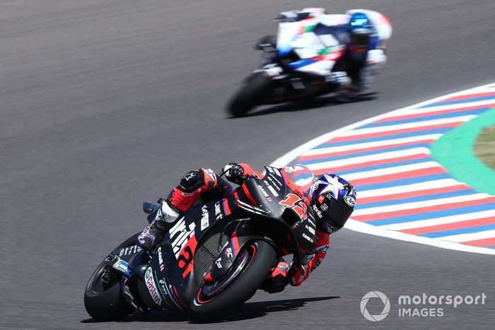 Maverick Viñales, Aprilia Racing Team