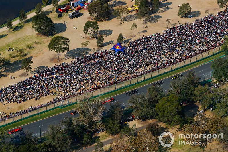 Sebastian Vettel, Ferrari SF90, Max Verstappen, Red Bull Racing RB15, Charles Leclerc, Ferrari SF90, Kevin Magnussen, Haas F1 Team VF-19, Romain Grosjean, Haas F1 Team VF-19