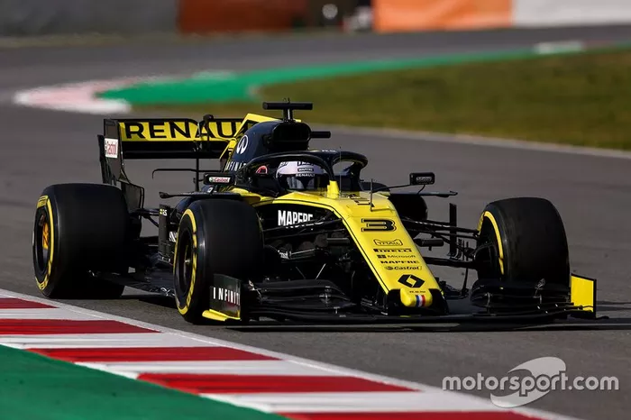 Daniel Ricciardo, Renault F1 Team R.S. 19