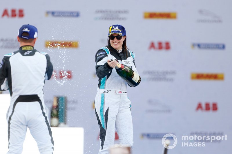 Race winner Katherine Legge, Rahal Letterman Lanigan Racing celebrates on the podium