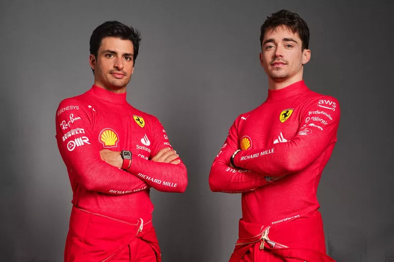 Carlos Sainz, Ferrari, Charles Leclerc, Ferrari