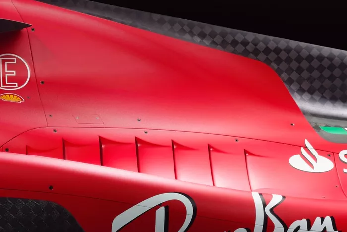 Ferrari SF-23. detail motorkap