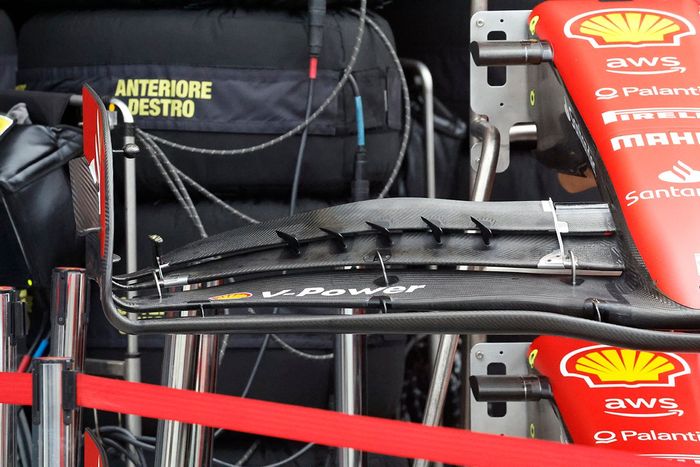 Detalle del alerón delantero del Ferrari SF-23