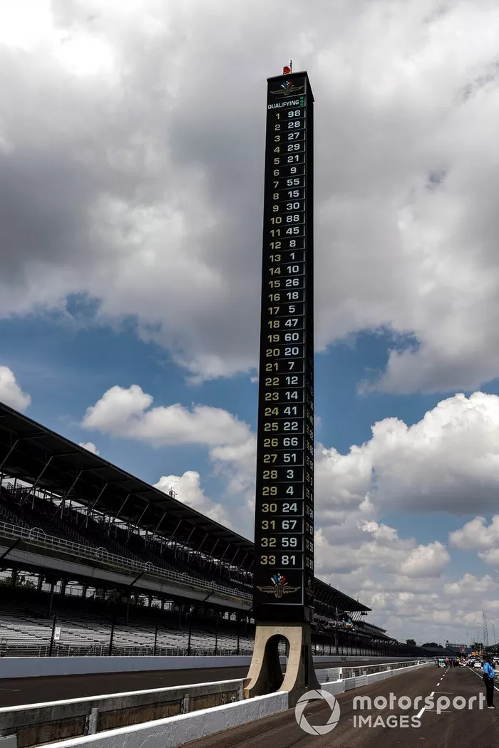 Torre de puntuación al final de la primera carrera