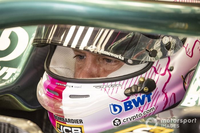 Sebastian Vettel, Aston Martin AMR21 