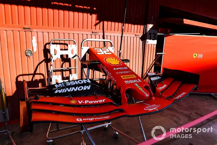 Ala anteriore della Ferrari SF90 