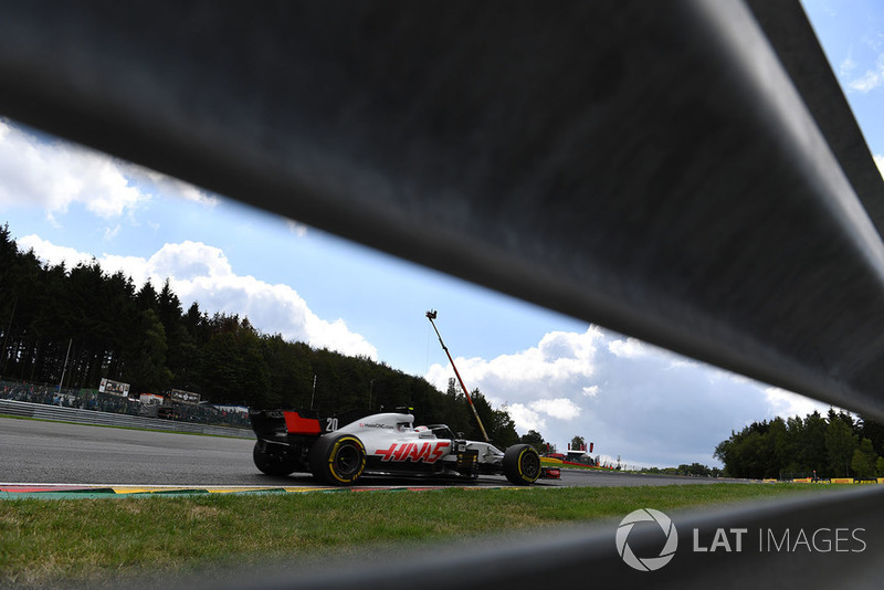 5: Romain Grosjean, Haas F1 Team VF-18, 2'02.122