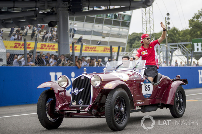 Sebastian Vettel, Ferrari en el desfile de pilotos