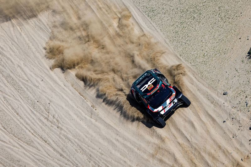 #299 I Dacia Sandriders Dacia: Nasser Al-Attiyah, Fabian Lurquin