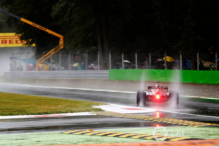 Romain Grosjean, Haas F1 Team VF-17